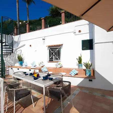 Luxury Seaview With Jacuzzi, Sauna & Gym In Amalfi Coast - Dorotea Villa Minori